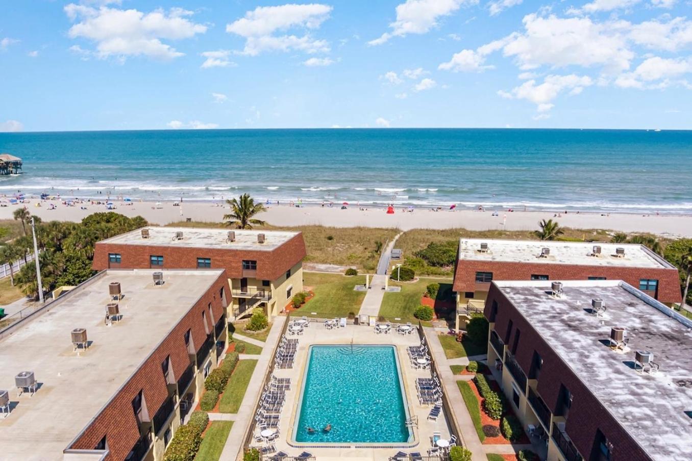 Pier Pressure Beachfront Wpool Cocoa Beach Exterior photo